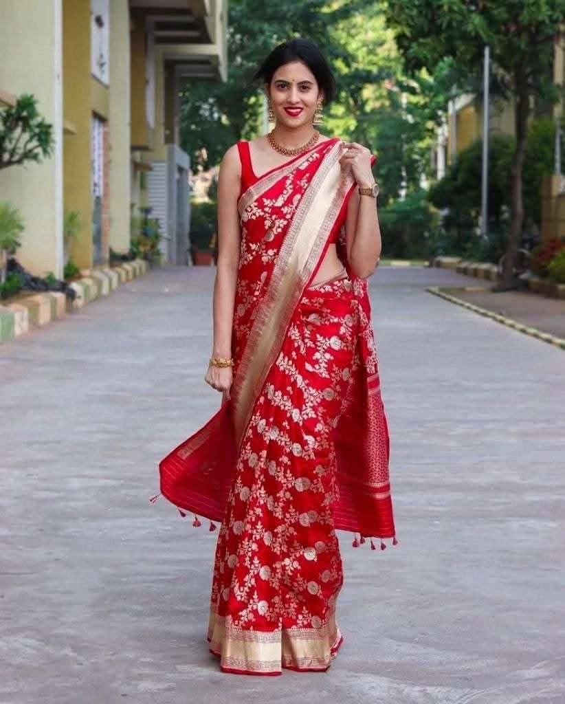 Red shaded silk saree