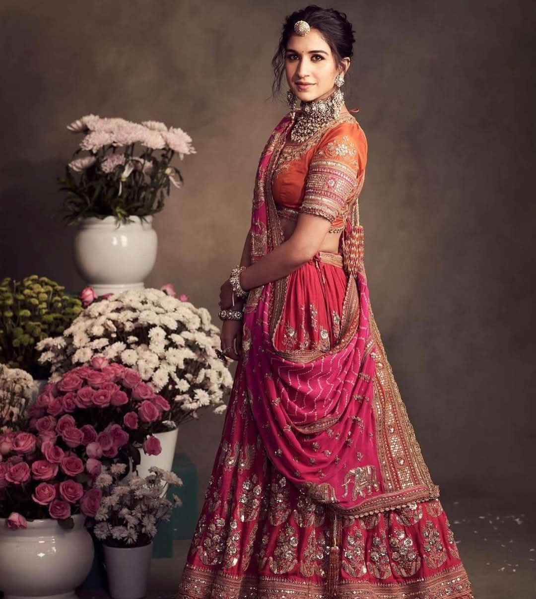 FULLSTITCHED LEHENGA