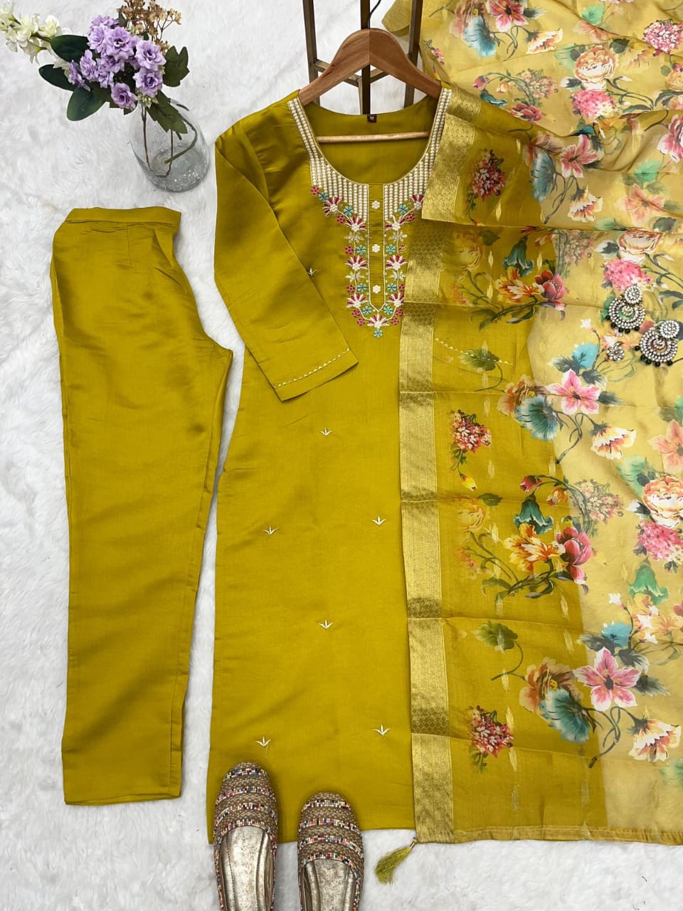 PAIR OF TOP-BOTTOM & Dupatta