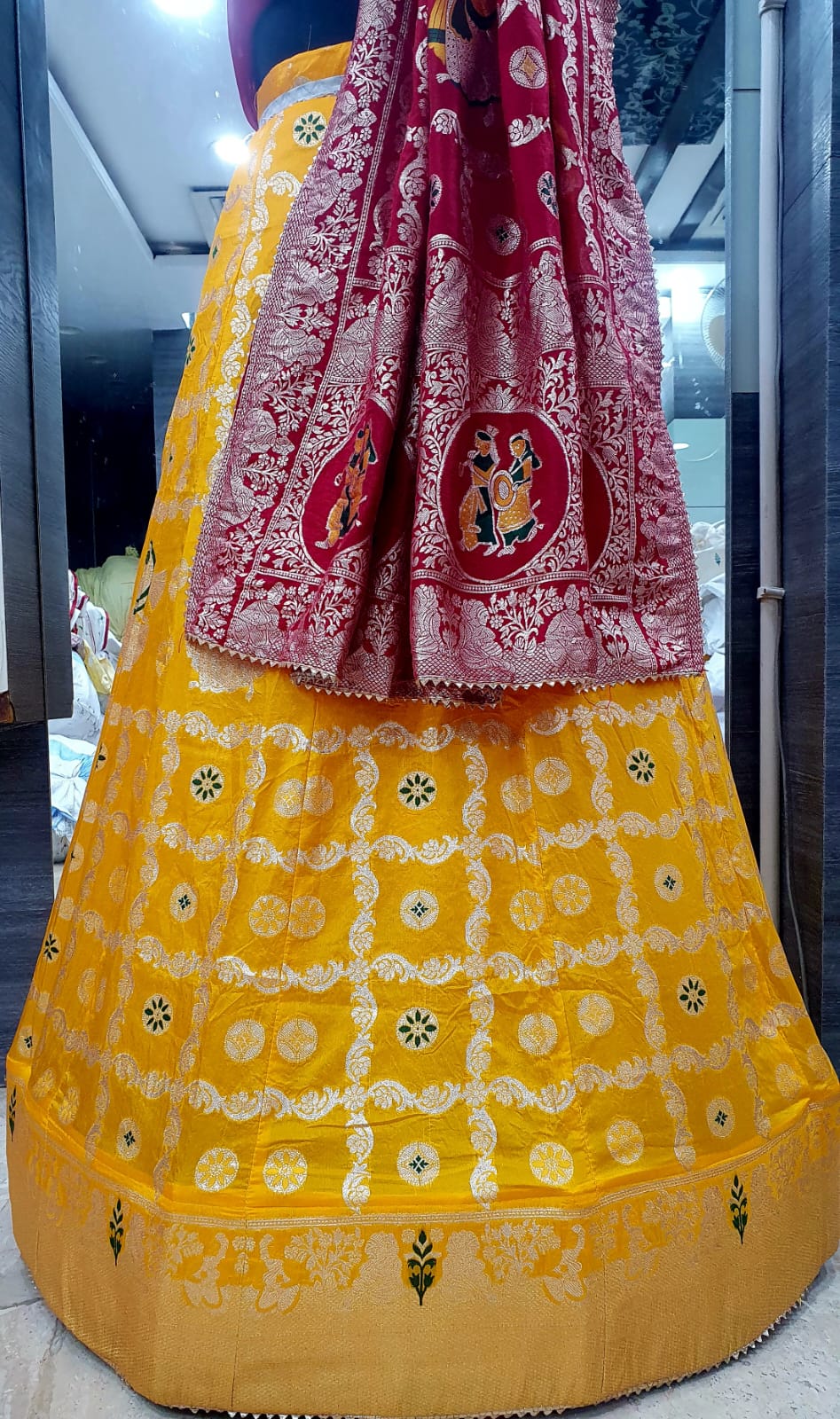 Pure Banarasi Dolo silk lehenga