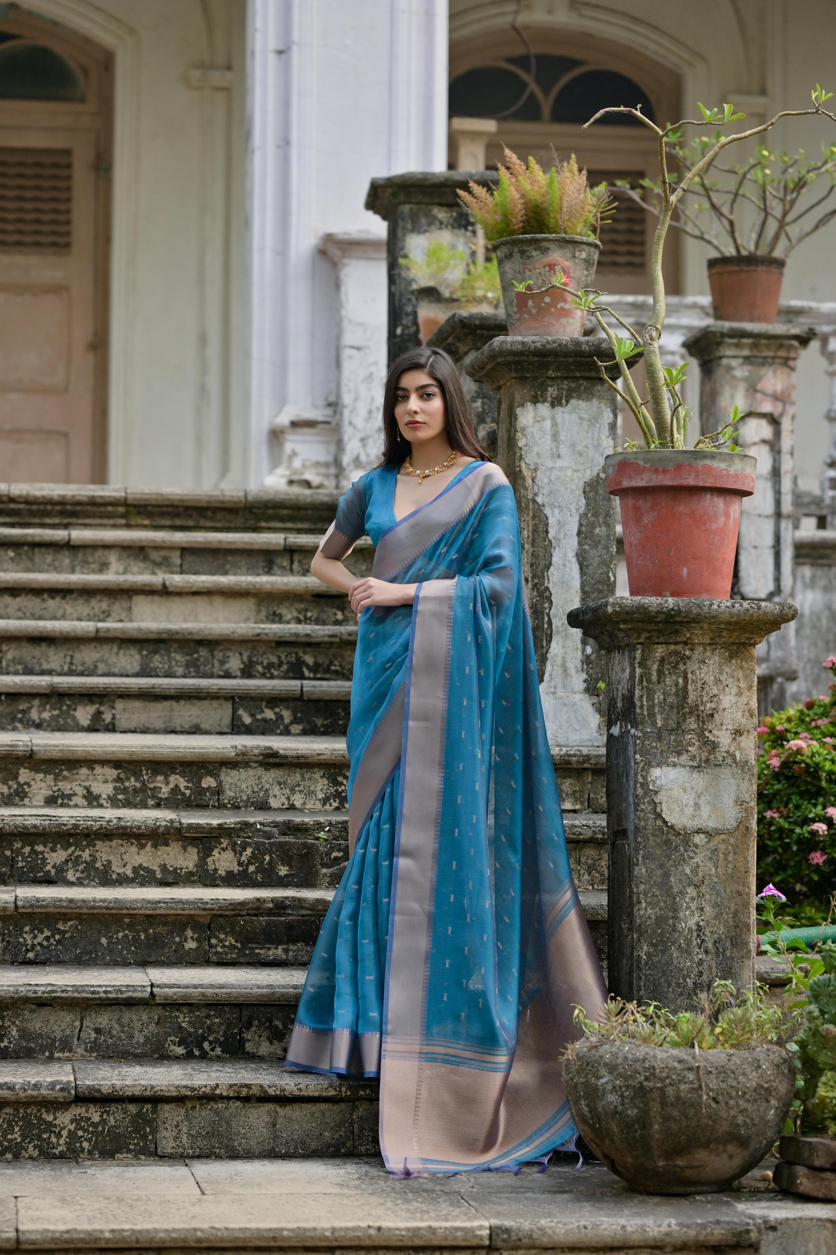 PREMIUM SOFT KALYANI SILK SAREE WITH ALL OVER SMALL ZARI WEAVING BUTTIES