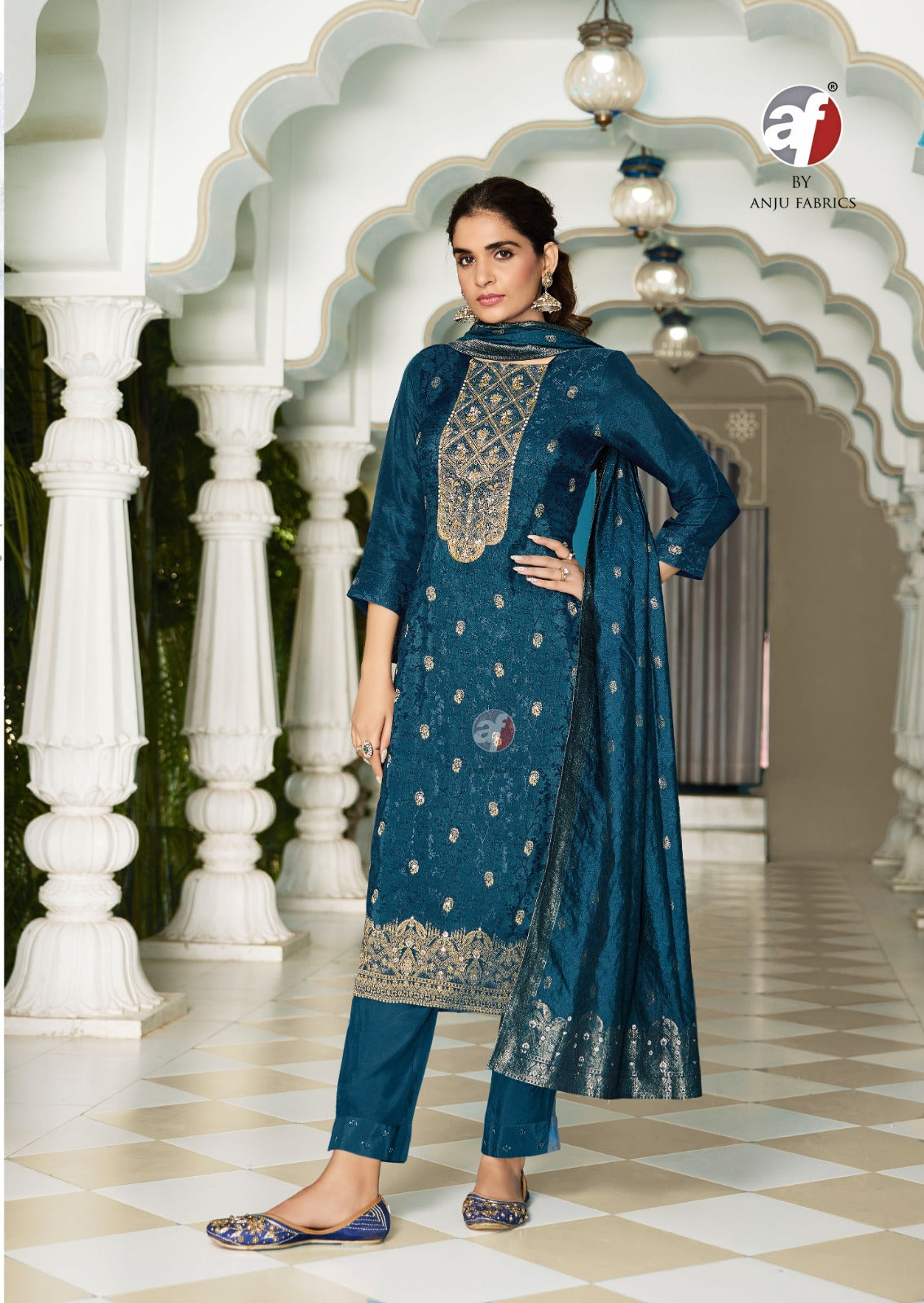 PURE DOLA SILK WITH JACQUARD