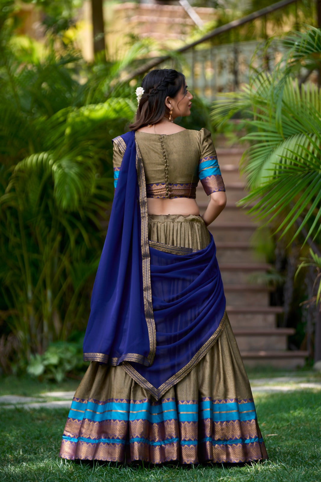 Immerse Yourself in Tradition with Our South Style Poly Cotton Half Saree, Paired with an Elegant Georgette Dupatta🍁