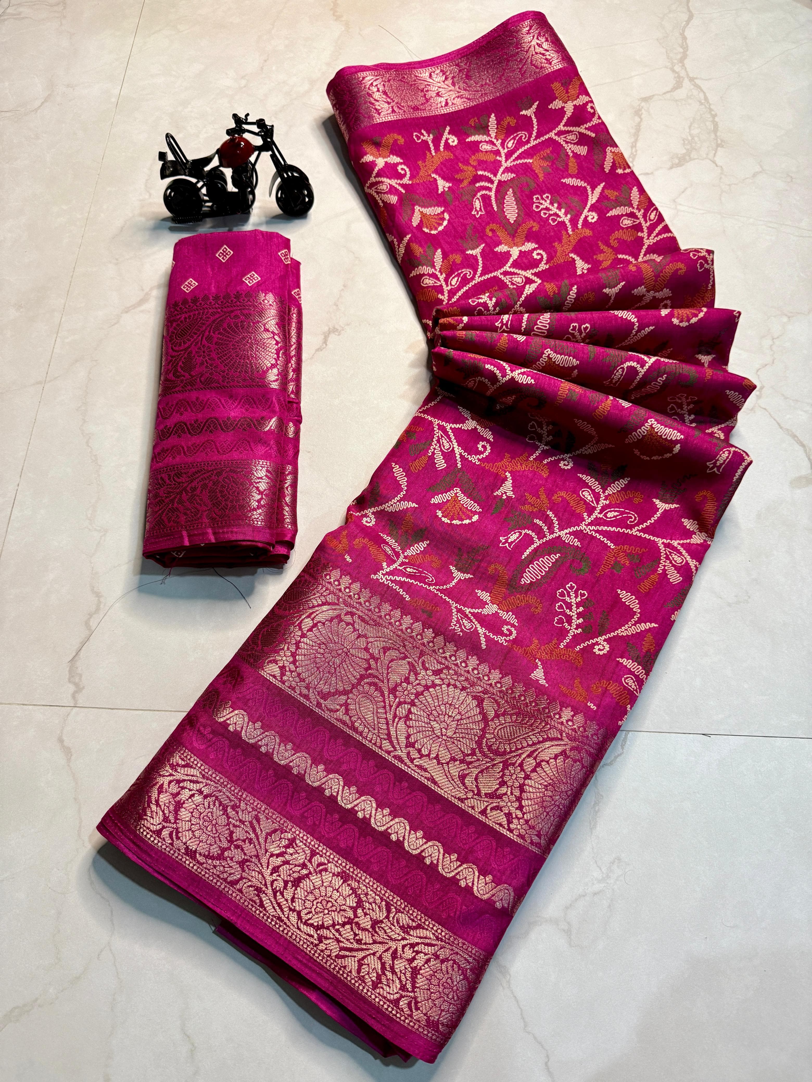 Pure Dola silk with jequrd border..&nbsp;