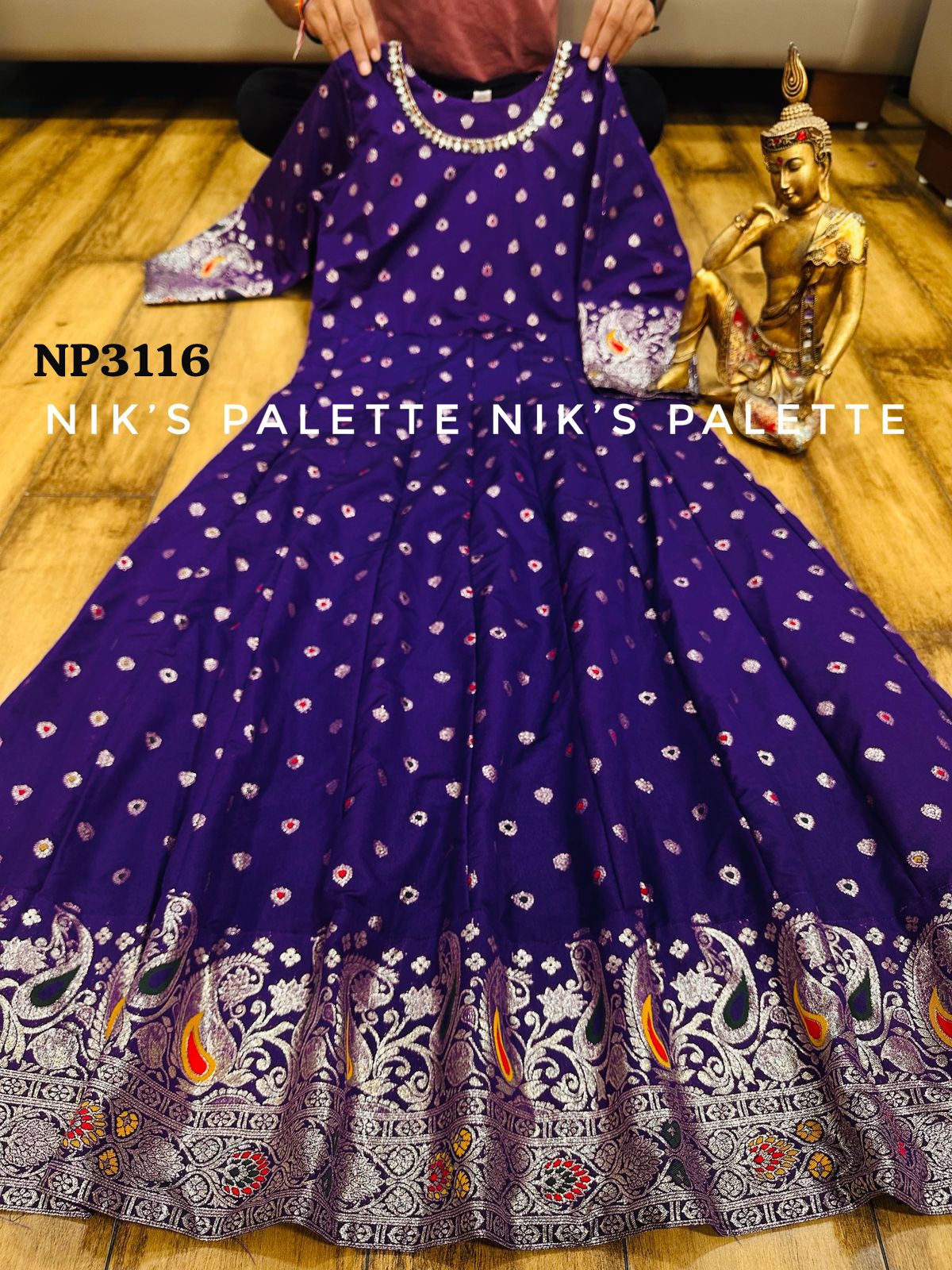 Premium banarsi silk meenakari weaving anarkali gown with banarsi duppata  Detailed with mirror and katdana work on neck line