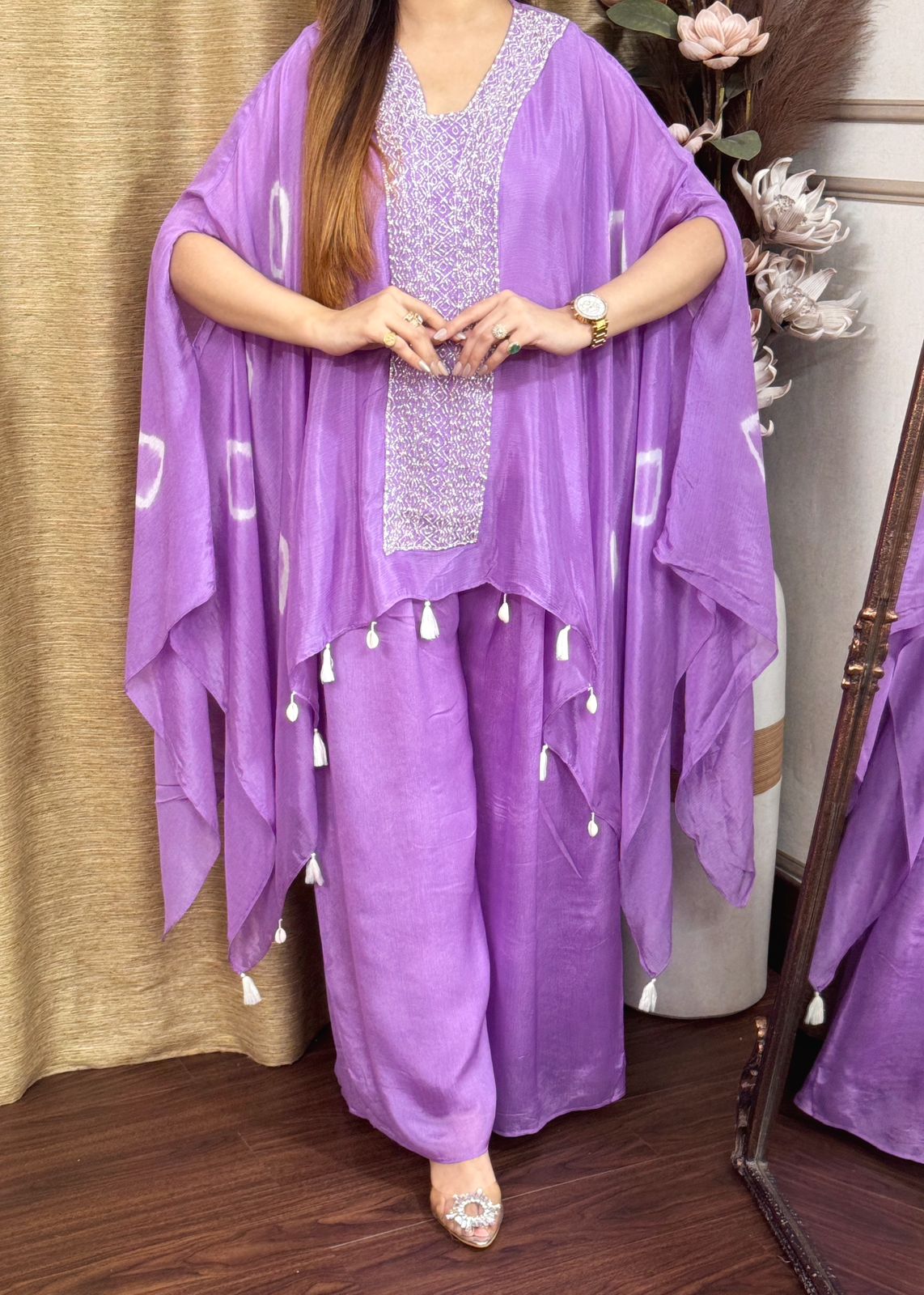 Pure Crape Silk Shibori Dye Heavy Hand Work Indowestern Designer Kaftan Pattern Top With Parallel Pant.