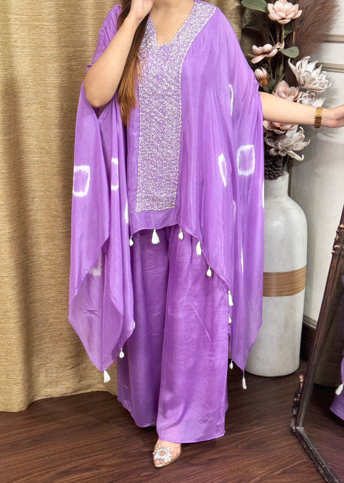 Pure Crape Silk Shibori Dye Heavy Hand Work Indowestern Designer Kaftan Pattern Top With Parallel Pant.