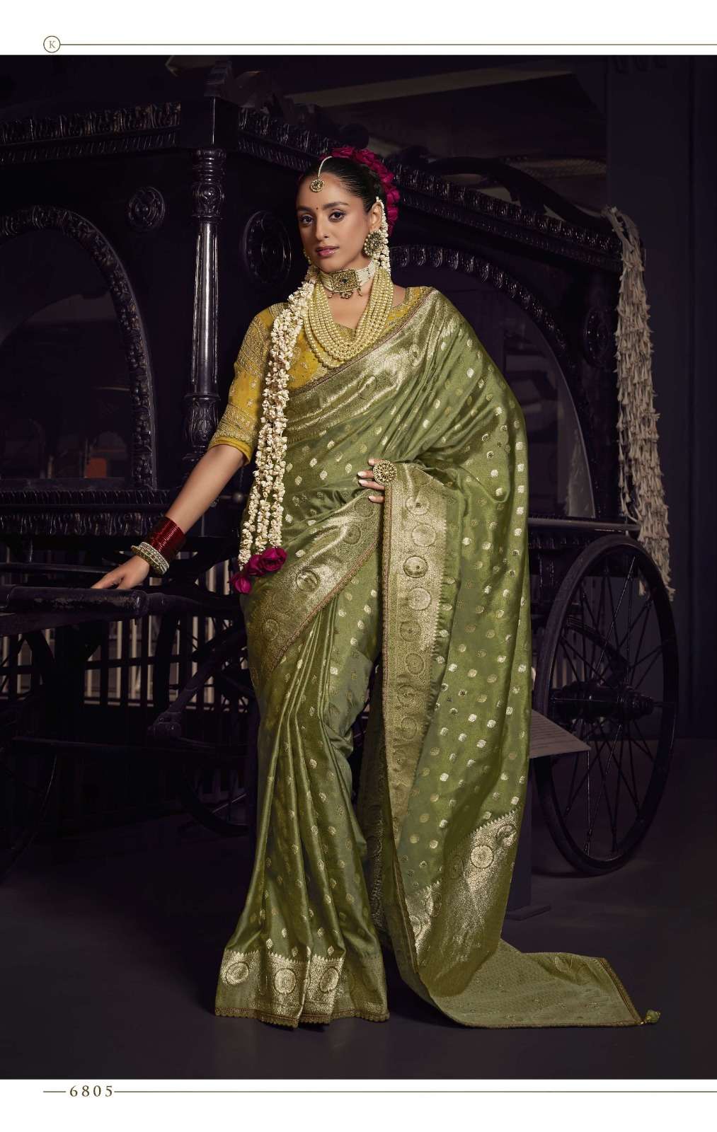 Pure Viscose Tissue with Handworked Pallu