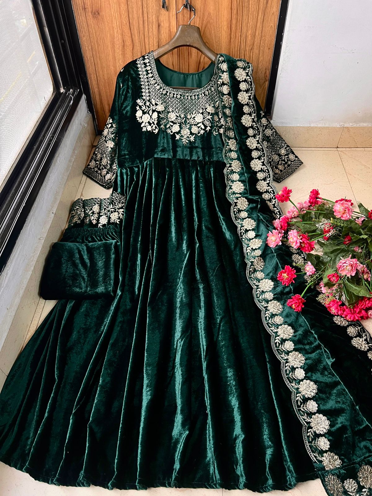 PRESENTING NEW DESIGNER EMBROIDERED ANARKALI GOWN IN VELVET*💐♥️