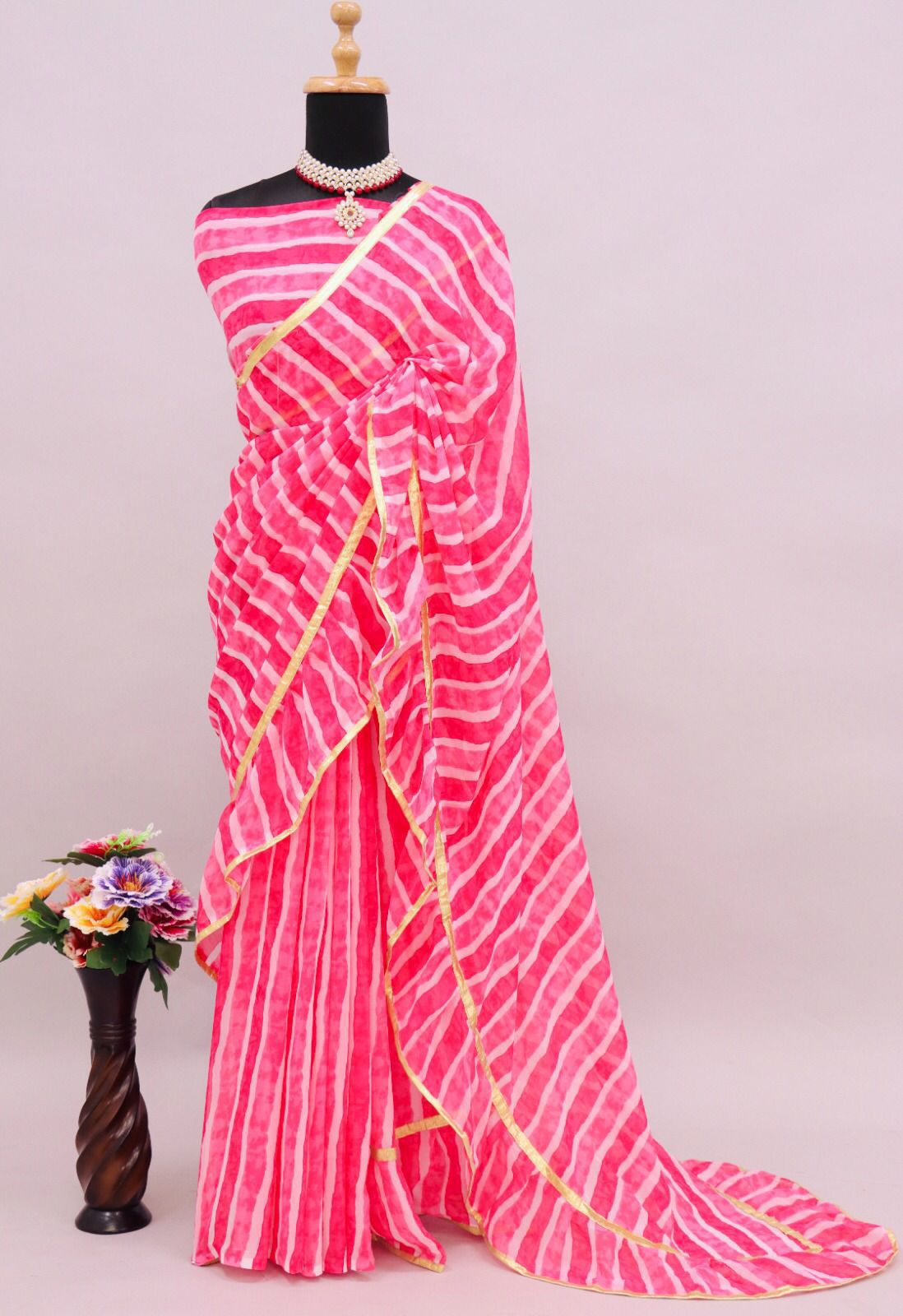 HEAVY GEORGETTE PRINT FABRIC ON BEAUTIFUL RAFAL WORK WITH BORDER LACE IN SAREE*