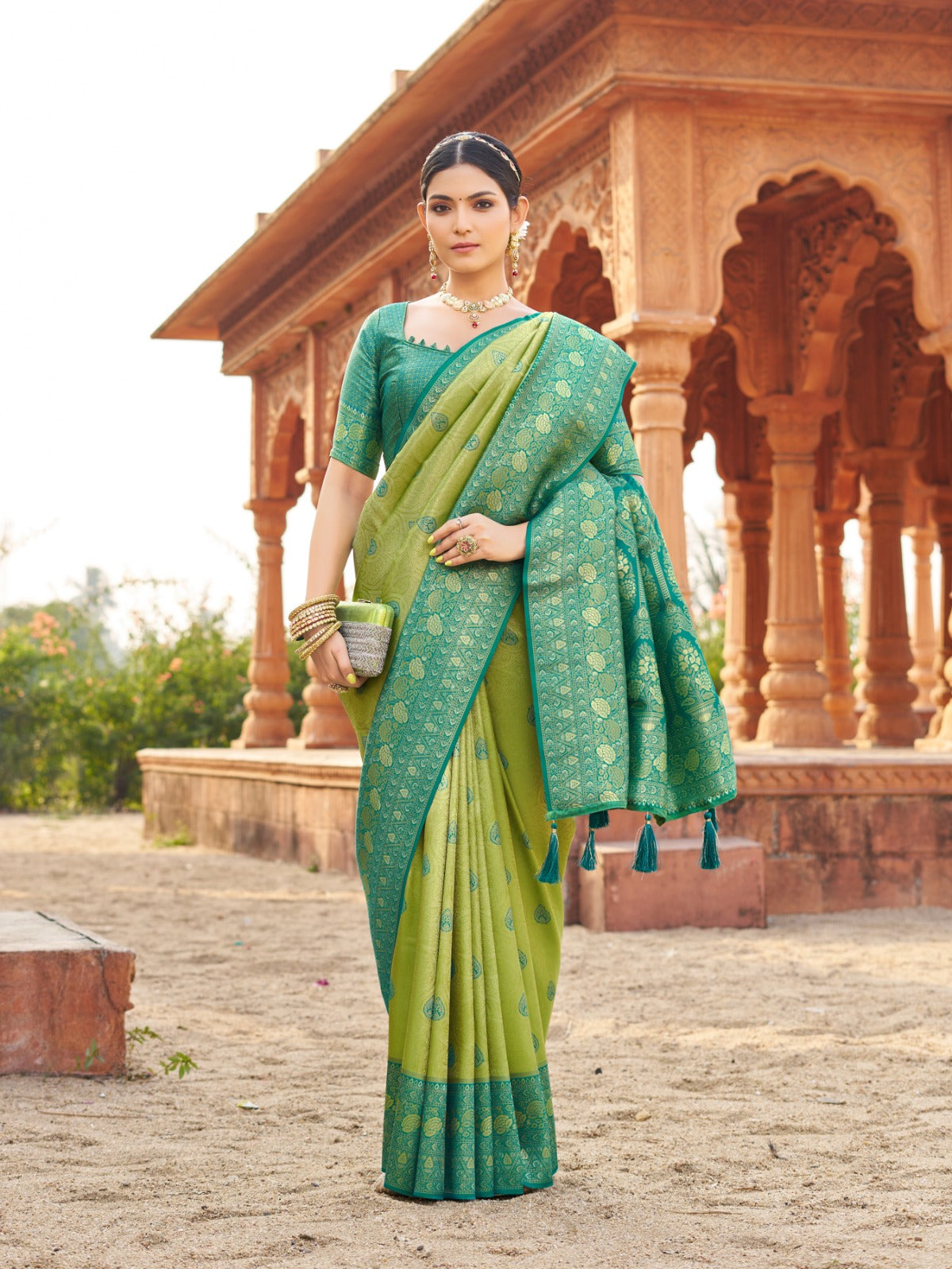 Soft Banarasi Silk With Beautiful Zari Weaving*