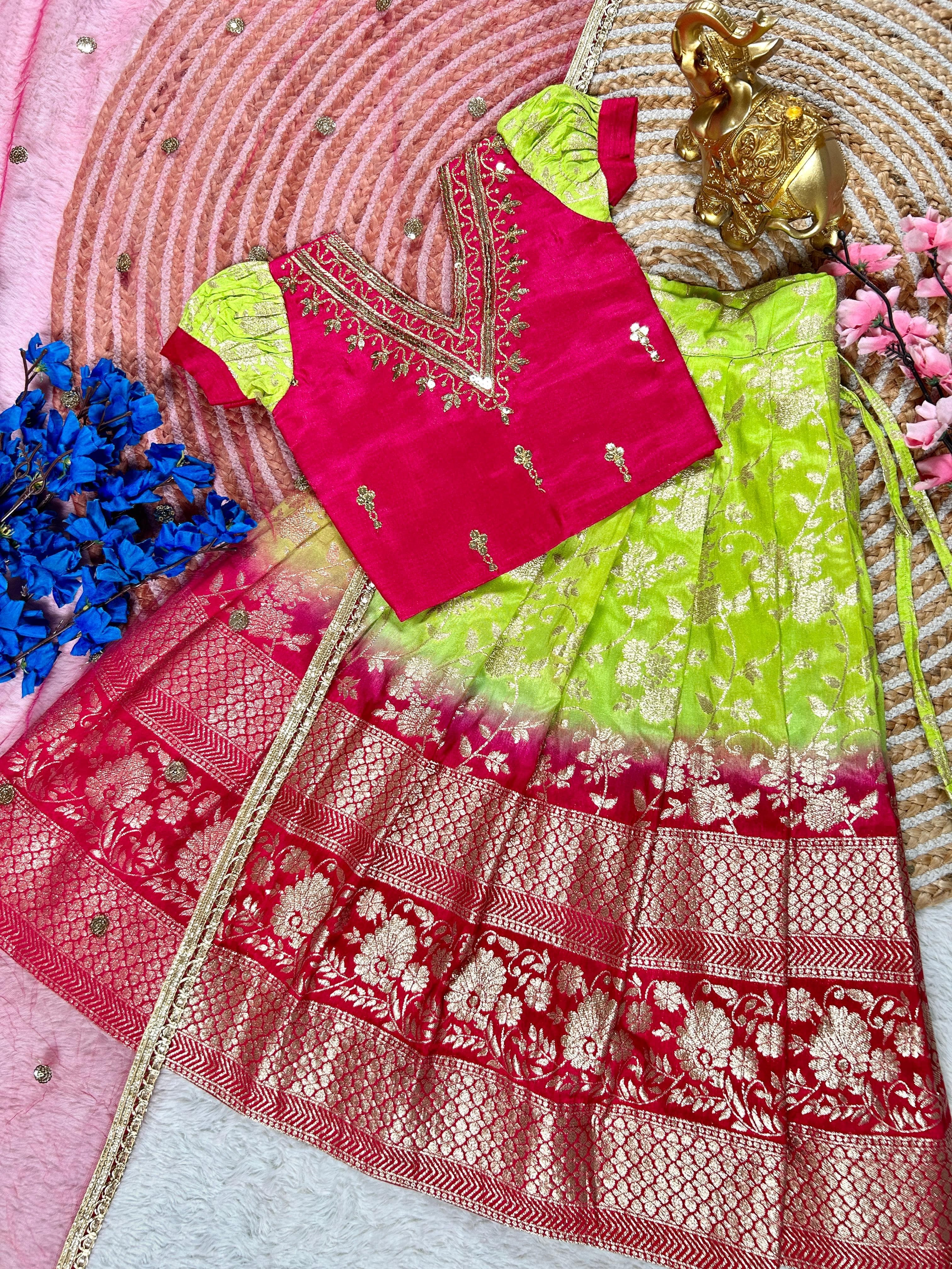 Dola dyeable lehenga in dual-shade hues,