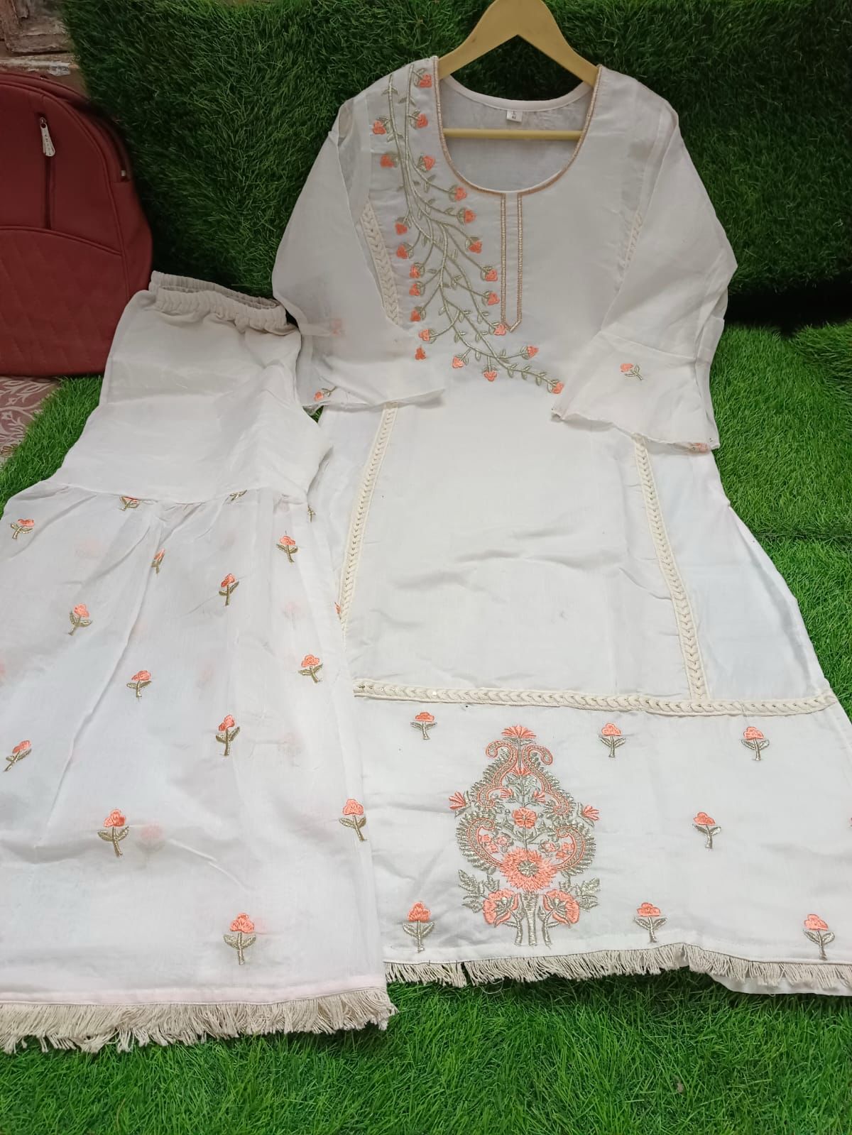 Pure Chandri kurti with malmal cotton linng