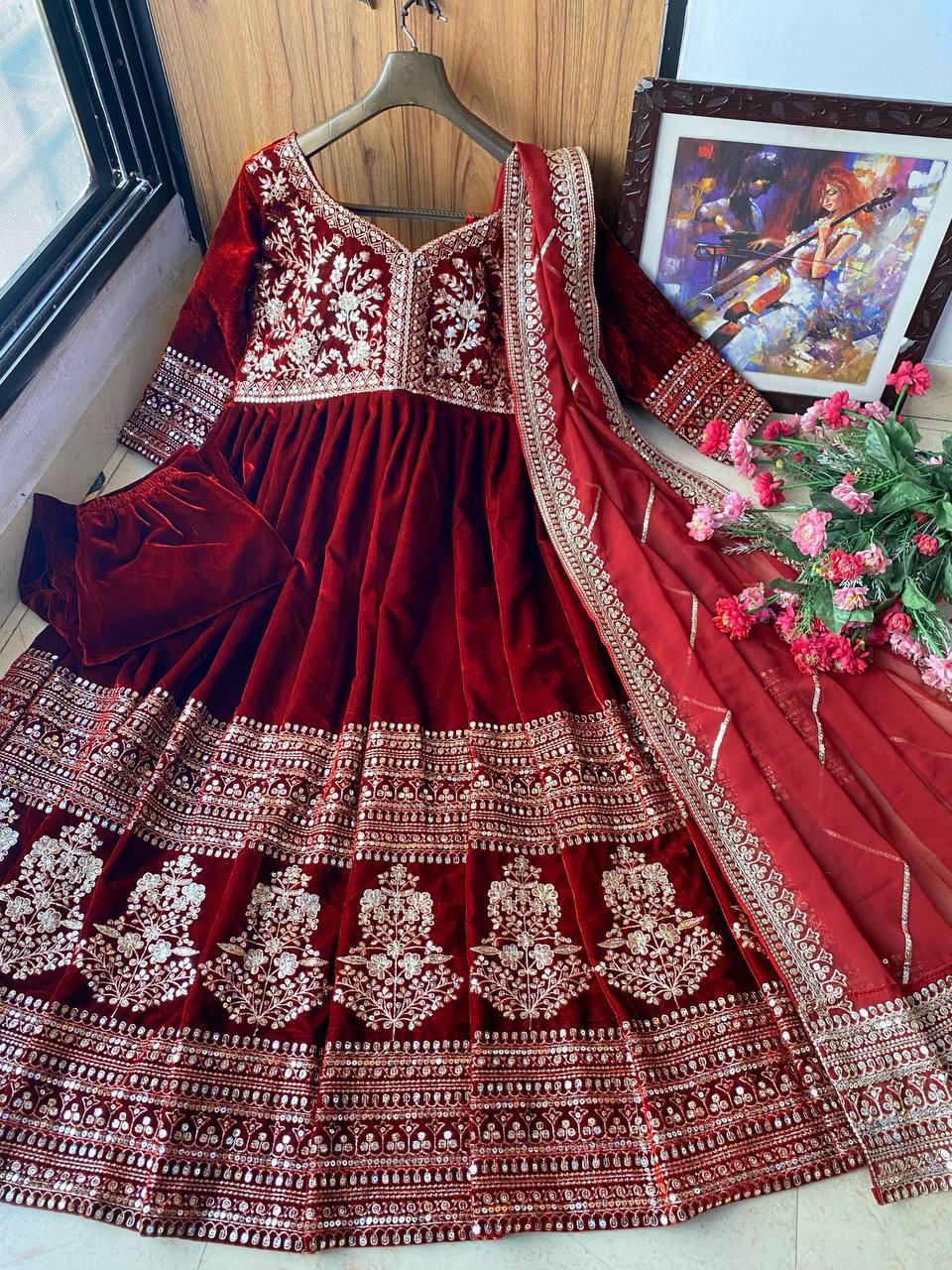 PRESENTING NEW DESIGNER EMBROIDERED ANARKALI GOWN ♥️